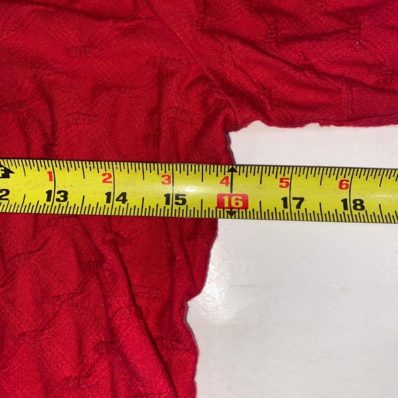 Kim Rogers Petite Red Textured Square Neck 3/4 Sleeve Top PM - Picture 3 of 6